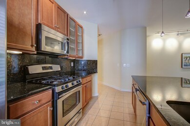 8045 Newell St unit 101, Silver Spring, MD 20910 - photo 6
