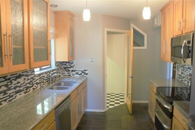 13 Cedar Ln, Bedford, TX 76021 - photo 4