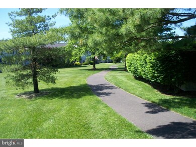 908B Stockton Ct unit B, Lansdale, PA 19446 - photo 4