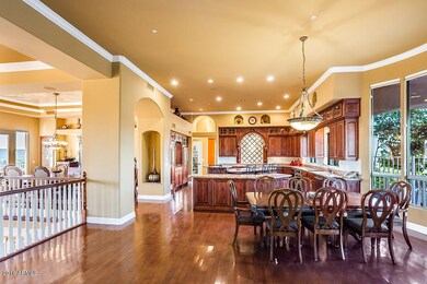 920 E Waltann-34
