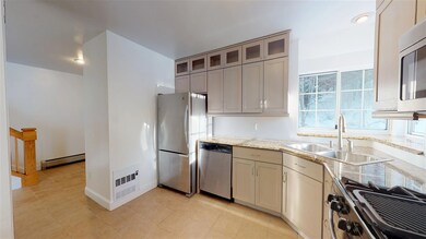 62 Winding Brook Dr, South Burlington, VT 05403 - photo 2