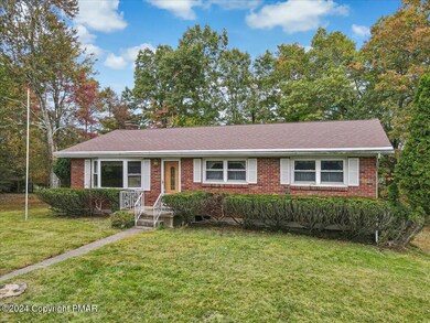 191 Mountain View Dr, Stroudsburg, PA 18360 - photo 2