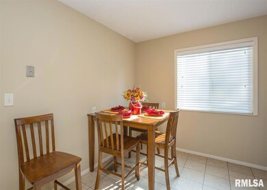 2410 W 59th St, Davenport, IA 52806 - photo 5
