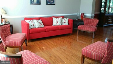 1307 Stable Farm Ct, Reston, VA 20194 - photo 4