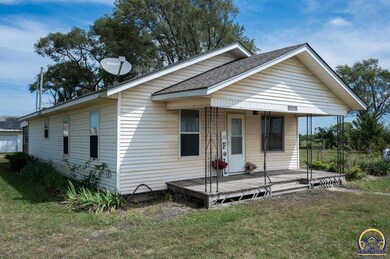 6688 E 149th St, Overbrook, KS 66524 - photo 2