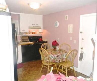 36 Essex St unit 1, Saugus, MA 01906 - photo 7