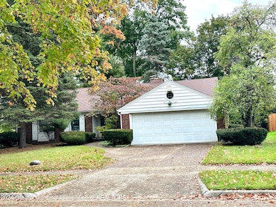 437 S Verlinden Ave, Lansing, MI 48915 - photo 5