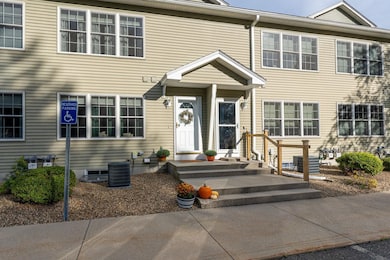 12 Steeple Chase Rd, Hampstead, NH 03841 - photo 2