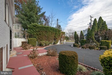 7138 Shreve Rd, Falls Church, VA 22043 - photo 4