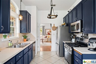 705 Chicago St, San Marcos, TX 78666 - photo 7