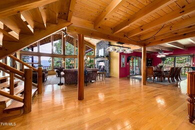 203 Bear Ridge Dr (35 of 83)