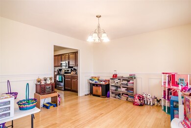 788 Mammoth Rd, Manchester, NH 03104 - photo 7