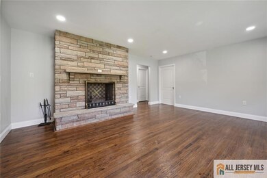 499 Foothill Rd, Bridgewater, NJ 08807 - photo 6