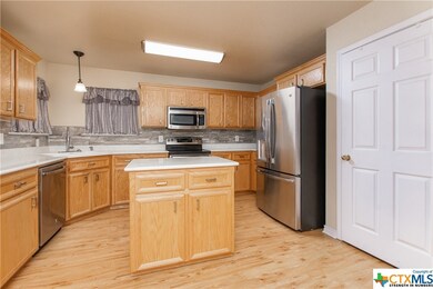 2511 Vernice Dr, Copperas Cove, TX 76522 - photo 6