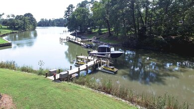 43 Oak Leaf Dr, Weems, VA 22576 - photo 7