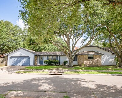 1 Janthina St, Bay City, TX 77414 - photo 2