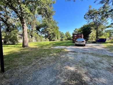 767 Enterprise St, Houston, TX 77088 - photo 3