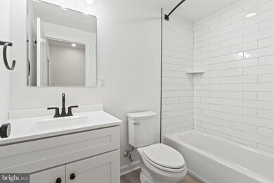 5225 Walnut St unit 5, Philadelphia, PA 19139 - photo 6