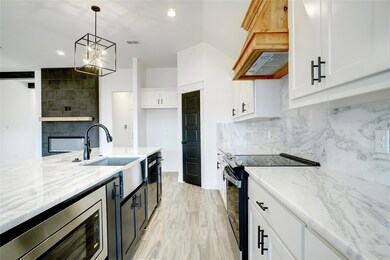 805 Rodgers Ave, Godley, TX 76044 - photo 7