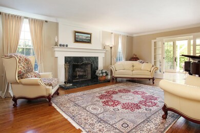 157 Spring Hill Rd, Vineyard Haven, MA 02568 - photo 4