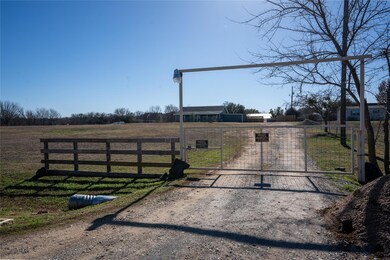 7072 Christopher Dr, Weatherford, TX 76085 - photo 2