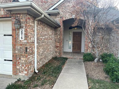 2816 Hollow Ridge Dr, Denton, TX 76210 - photo 2