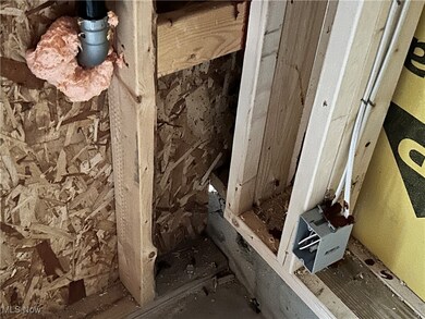 5081 Shepherds Glen, Willoughby, OH 44094 - photo 5