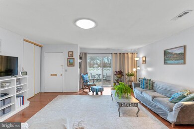 3143 Farnborough Ct, Silver Spring, MD 20906 - photo 7