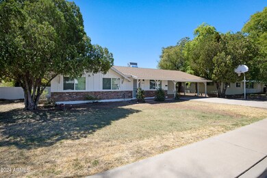 1123 E 6th Pl-2