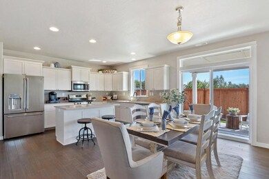 1812 NE Kristi Ct, Bend, OR 97702 - photo 3