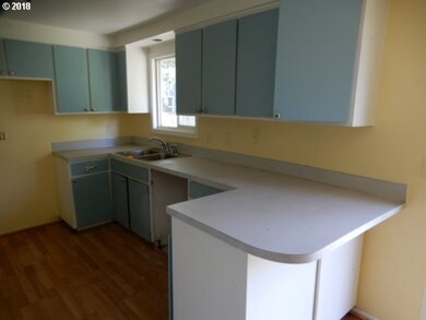 1463 Goodpasture Island Rd, Eugene, OR 97401 - photo 7