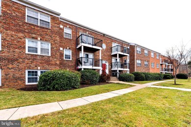 9461 Fairfax Blvd unit 203, Fairfax, VA 22031 - photo 3