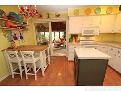 331 331 Logan Ave E, West St. Paul, MN 55118 - photo 3