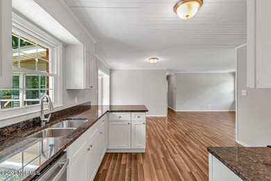 305 Long Acre Dr, Jacksonville, NC 28546 - photo 4