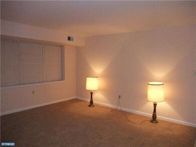 826 South Ave unit R2, Secane, PA 19018 - photo 5