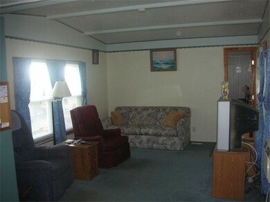 556 Central St unit 25, Leominster, MA 01453 - photo 4