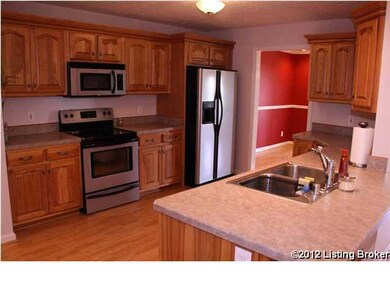 233 W Woodlake Cir, Mount Washington, KY 40047 - photo 7