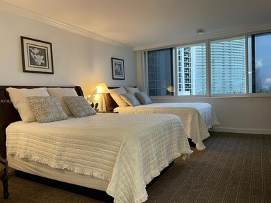 19201 Collins Aveavailbnow unit 640, Sunny Isles Beach, FL 33160 - photo 3