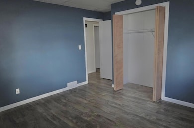 238-240 W Division St, Sparta Vlg, MI 49345 - photo 6