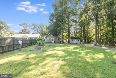 852 Forest Grove Rd, Colonial Beach, VA 22443 - photo 3