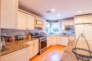 140 Fifth St, Edison, NJ 08837 - photo 7