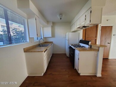 Kitchen V