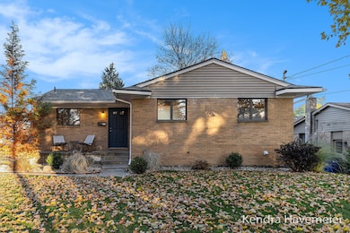 1666 Carlton Ave NE, Grand Rapids, MI 49505 - photo 3