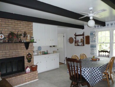 Eat in Kitchen