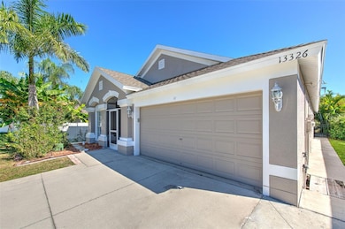 13326 Evening Sunset Ln, Riverview, FL 33579 - photo 3