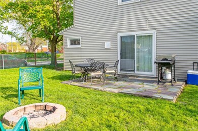 460 Meadow Dr, North Tonawanda, NY 14120 - photo 6