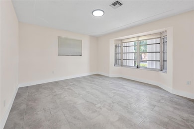 612 Clear Lake Ave, West Palm Beach, FL 33401 - photo 6