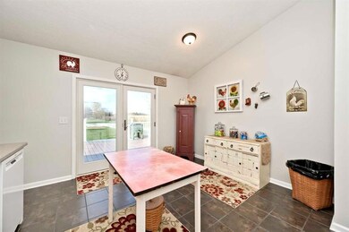 698 N Darlington St, Jamestown, IN 46147 - photo 4