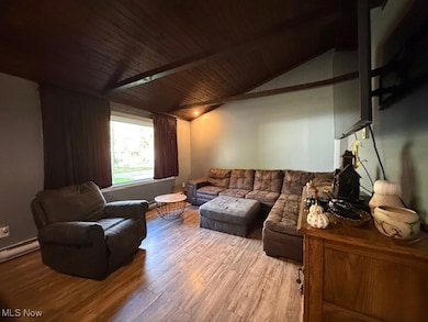 2964 Rosetta Blvd, Newton Falls, OH 44444 - photo 6