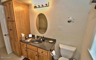 208 White Oak Dr, Olyphant, PA 18447 - photo 7